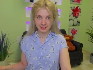 FirePeach naked on cam. Free Live Sex Chat Room