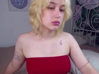 HanyGold naked on cam. Free Live Sex Chat Room