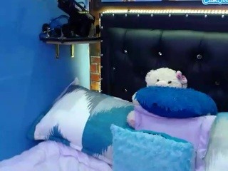 laylah-cute naked on cam. Free Live Sex Chat Room