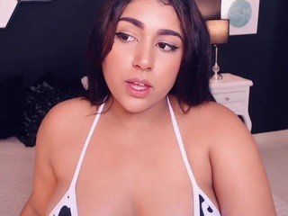 Sheeyla roee, ? naked on cam. Free Live Sex Chat Room