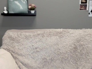 cutedaddygirl naked on cam. Free Live Sex Chat Room