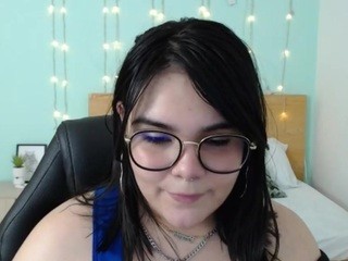 dakotta-c naked on cam. Free Live Sex Chat Room