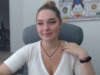 ?, L?I?L?I? naked on cam. Free Live Sex Chat Room