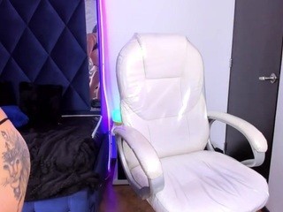 Karen-Kovol naked on cam. Free Live Sex Chat Room