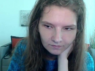 LeahTaylors naked on cam. Free Live Sex Chat Room