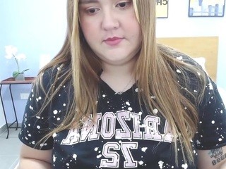 LudoVicaa naked on cam. Free Live Sex Chat Room