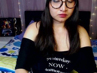 Mary , ? naked on cam. Free Live Sex Chat Room