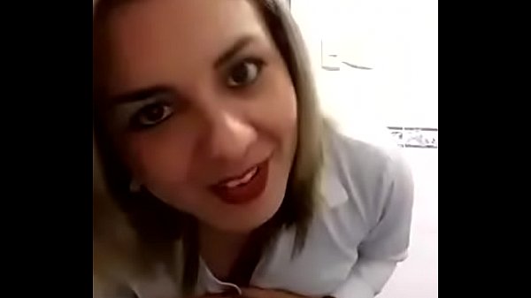 Mayra Menendez Desnudandose