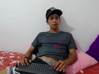 Troy naked on cam. Free Live Sex Chat Room