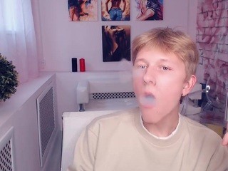 White-foxe naked on cam. Free Live Sex Chat Room