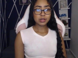ashley-corner01 naked on cam. Free Live Sex Chat Room