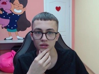 DavidSwan naked on cam. Free Live Sex Chat Room