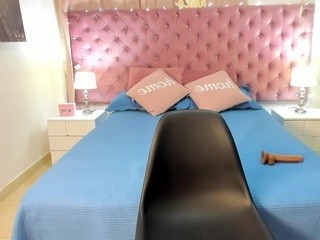 ?, Natalie Hall ? naked on cam. Free Live Sex Chat Room