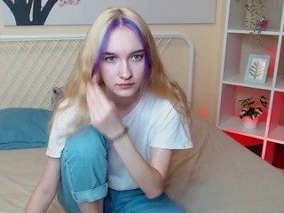 jenni-week naked on cam. Free Live Sex Chat Room