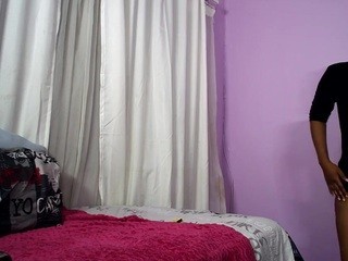 Jessisexy69 naked on cam. Free Live Sex Chat Room
