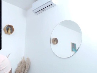 Maya-Lewis naked on cam. Free Live Sex Chat Room
