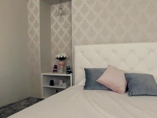NiikaFoxxX naked on cam. Free Live Sex Chat Room