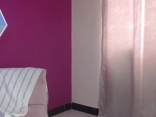 paulina-ishott9 naked on cam. Free Live Sex Chat Room