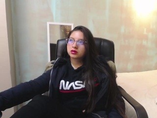 Sasha-simoons naked on cam. Free Live Sex Chat Room
