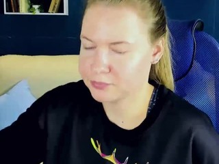 AgnesFisher naked on cam. Free Live Sex Chat Room