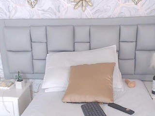 ?, ????????? ??????? naked on cam. Free Live Sex Chat Room