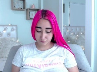 Julia-Issues naked on cam. Free Live Sex Chat Room