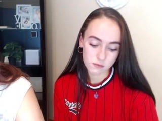 Miranda Sweet naked on cam. Free Live Sex Chat Room