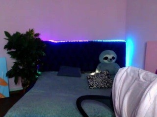 Sabrina-Hart naked on cam. Free Live Sex Chat Room