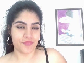 Tina-Cam naked on cam. Free Live Sex Chat Room