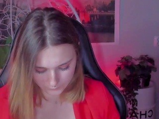 Caroline naked on cam. Free Live Sex Chat Room
