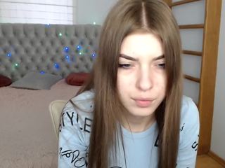 Diana-Lee naked on cam. Free Live Sex Chat Room