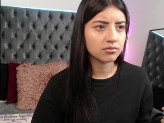 ♥, Leah♥ naked on cam. Free Live Sex Chat Room
