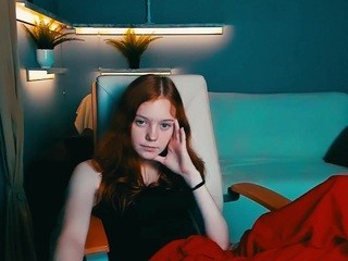 HarleyQuinsy naked on cam. Free Live Sex Chat Room