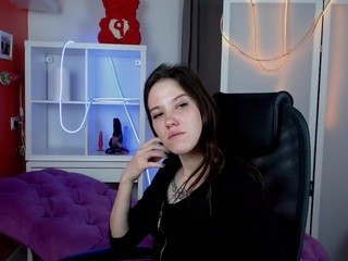 HelenaHaris naked on cam. Free Live Sex Chat Room