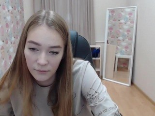 Leynelle naked on cam. Free Live Sex Chat Room