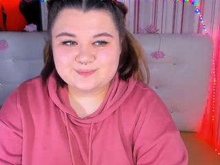 DianaaSummer naked on cam. Free Live Sex Chat Room