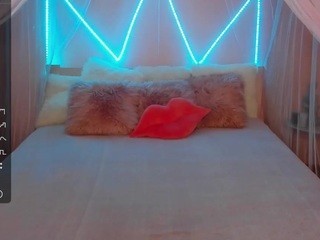ElinaBerc naked on cam. Free Live Sex Chat Room