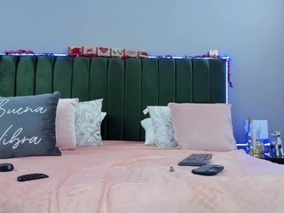 Kaori, ♥Twinis naked on cam. Free Live Sex Chat Room