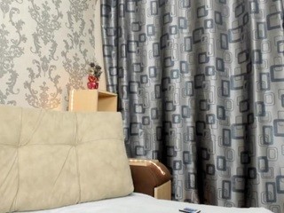 madelin-li naked on cam. Free Live Sex Chat Room