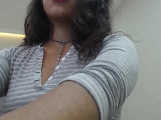 Miss_madie99 naked on cam. Free Live Sex Chat Room