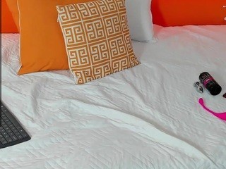 abigail-dell naked on cam. Free Live Sex Chat Room
