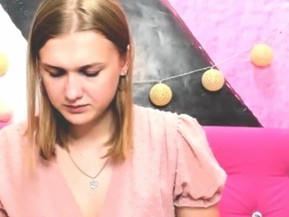AveryDepp naked on cam. Free Live Sex Chat Room