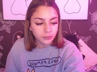 charllotte3 naked on cam. Free Live Sex Chat Room