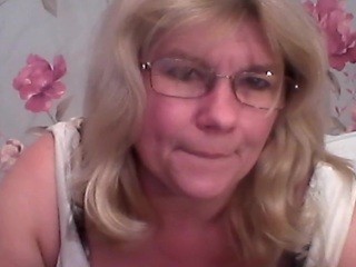 DianaCrystal naked on cam. Free Live Sex Chat Room