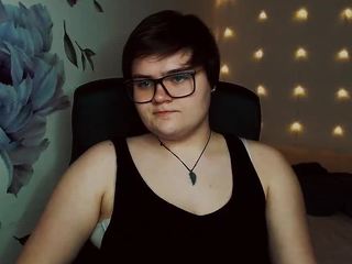 Linda-Bunny naked on cam. Free Live Sex Chat Room