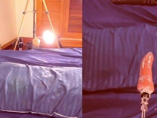Roxy-Roxx naked on cam. Free Live Sex Chat Room