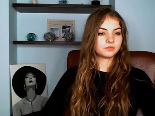 Susan-Nelson naked on cam. Free Live Sex Chat Room