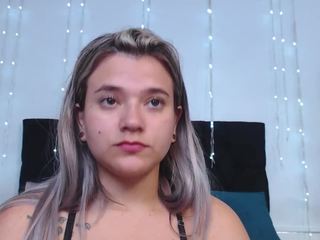 sweet-camiila naked on cam. Free Live Sex Chat Room