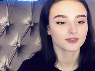 HaleyReeds naked on cam. Free Live Sex Chat Room