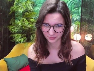 JaneGraceful naked on cam. Free Live Sex Chat Room